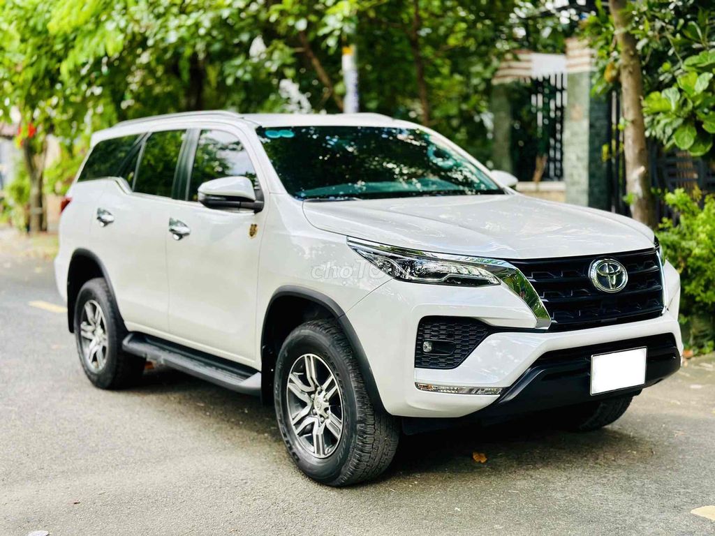 Toyota Fortuner 2022 2.4L 4x2 AT - 72000 km. Mua bán Ô tô tại Quận 5 Tp Hồ Chí Minh được đăng bởi Phạm Tân Tiến  hình 2