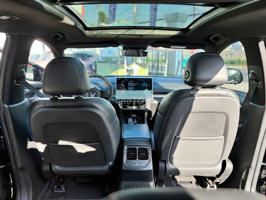 VinFast VF8 PLUS 2023 màu Đen FULL Adas. Mua bán Ô tô tại Quận 12 Tp Hồ Chí Minh được đăng bởi Vinfast GF hình 8