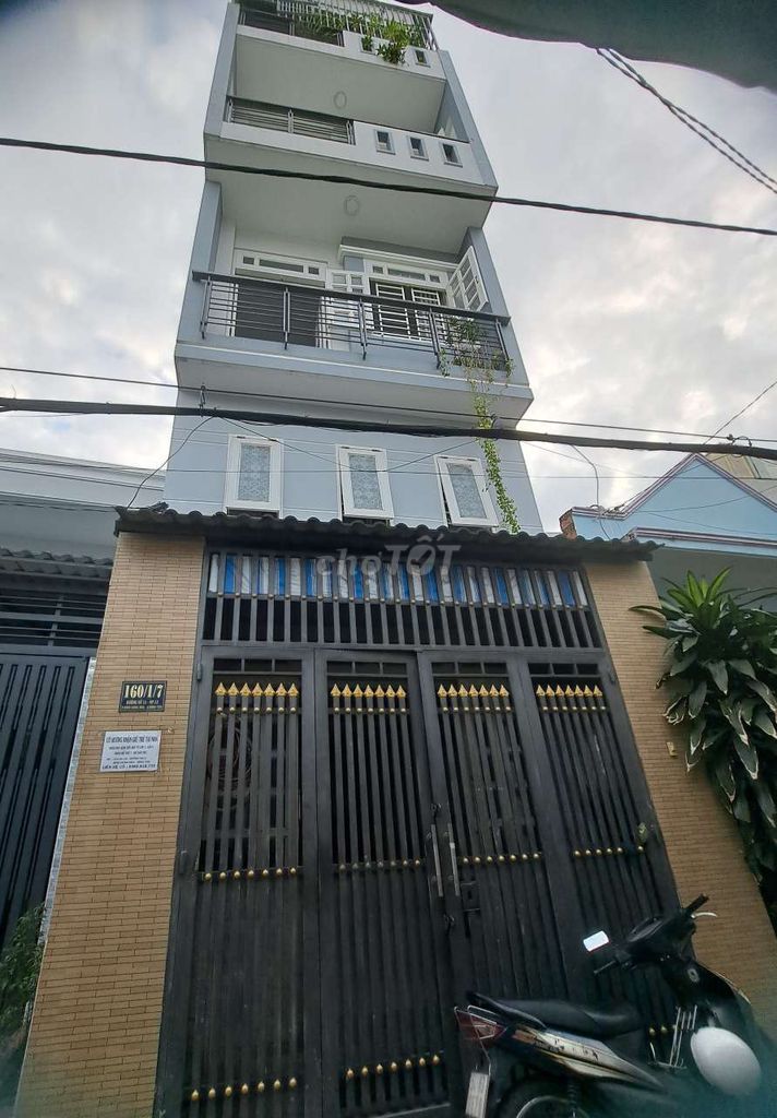 Nhà 5 tầng - BHH, Bình Tân Giáp sát Tân Phú