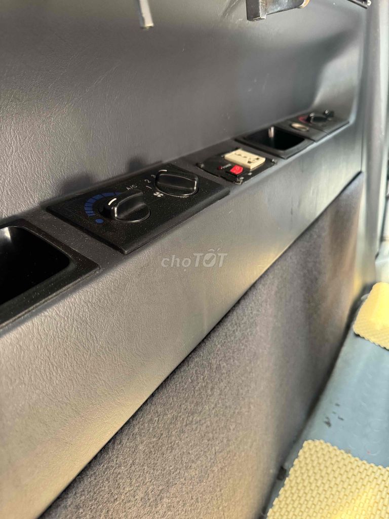 Mercedes-Benz Limousine 9 chỗ Bạc. Mua bán Ô tô tại Huyện Long Thành Đồng Nai được đăng bởi nguyenhoaithuong hình 3