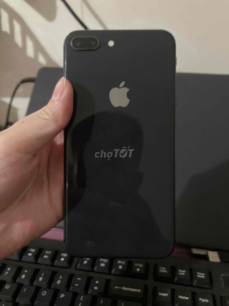Apple iPhone 8 Plus 64GB Đen. Mua bán Điện thoại tại Thành phố Thái Bình Thái Bình được đăng bởi Quân Hồ hình 1