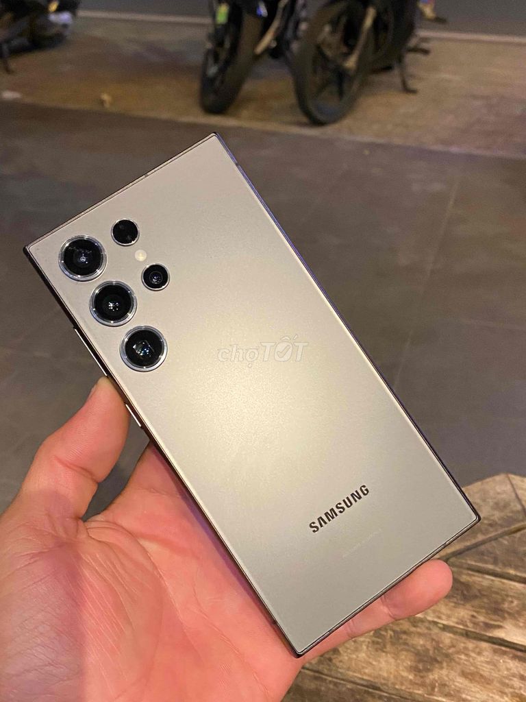 Samsung S24 Ultra 256GB Xám 99%. Mua bán Điện thoại tại Thành phố Đà Lạt Lâm Đồng được đăng bởi LỘC ĐÀ LẠT hình 1