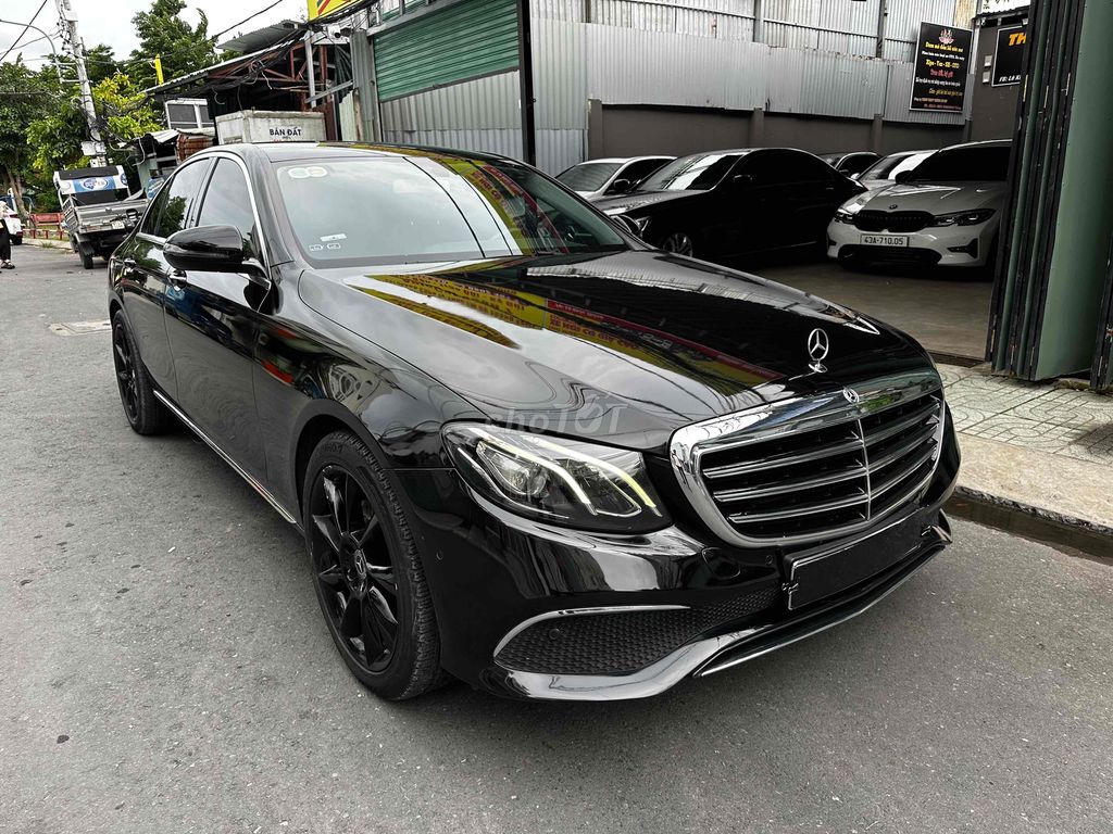 Mercedes  E200 - 106000 km Sx cuối 2017. Mua bán Ô tô tại Quận 7 Tp Hồ Chí Minh được đăng bởi Thông Sport  hình 3