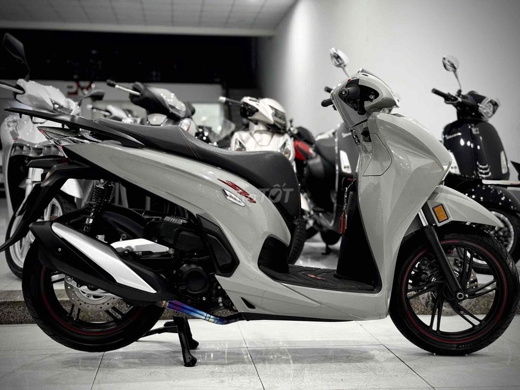 Sh350i 2022 Máy Thái dọn Kiểng chính chủ ký 🔥🔥. Mua bán Xe máy tại Thị xã Phú Mỹ Bà Rịa - Vũng Tàu được đăng bởi Cửa Hàng Xe Máy Phú Mỹ hình 2