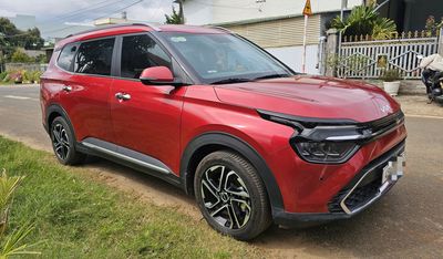 KIA Carens 2023 1.4L Premium 44847 km