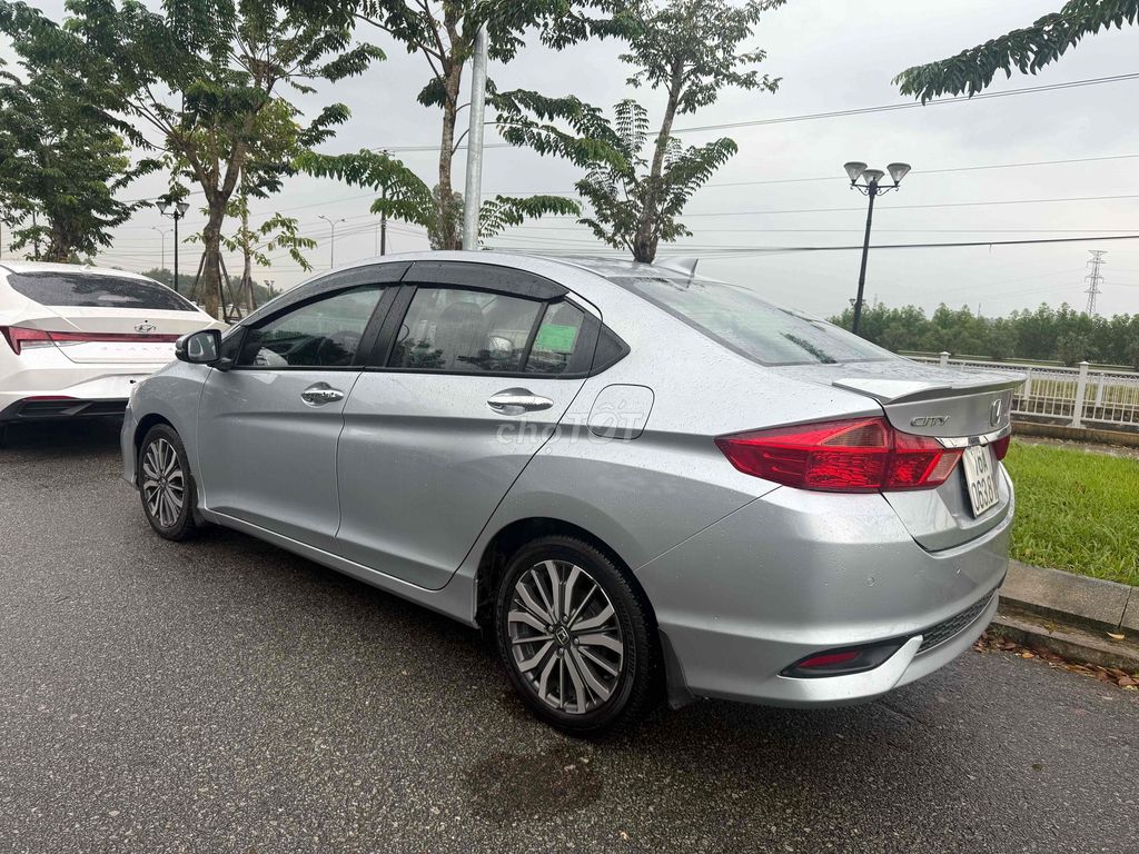 Honda City 2017 Top Bạc. Mua bán Ô tô tại Thành phố Tam Kỳ Quảng Nam được đăng bởi NGỌC Ô TÔ CŨ QUẢNG NAM hình 9