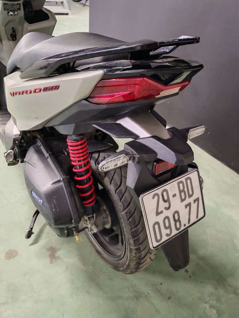 Honda Vario 160 ABS 2023 Xám xi măng. Mua bán Xe máy tại Quận Cầu Giấy Hà Nội được đăng bởi phạm hưng hình 5
