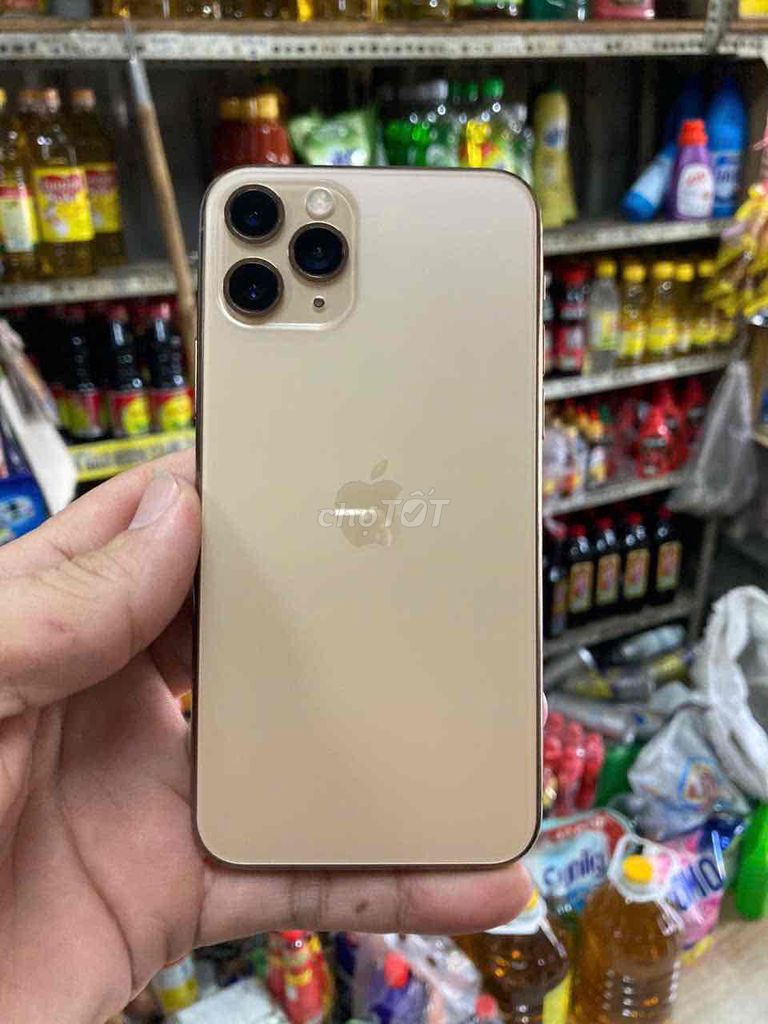 Apple iPhone 11 Pro Qtế 64GB Vàng. Mua bán Điện thoại tại Quận Bình Tân Tp Hồ Chí Minh được đăng bởi hoàng trung phong hình 1