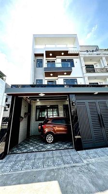 Townhouse 115 m² · 4 bed · Đường Huỳnh Tấn Phát