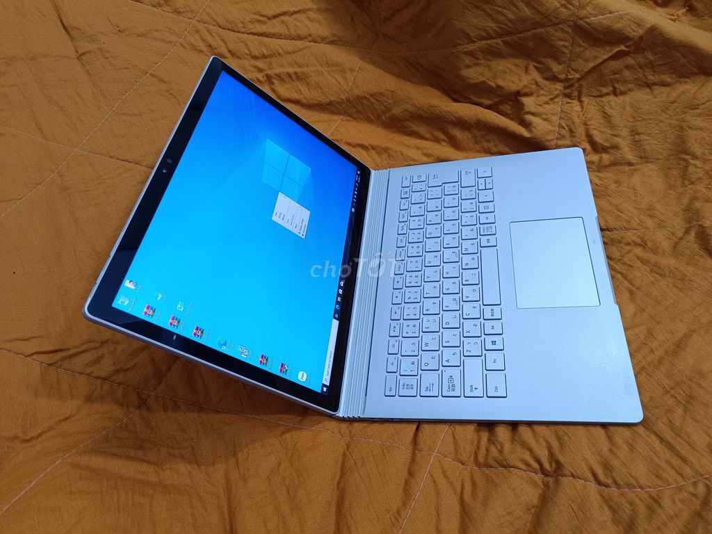 SURFACE BOOK 1,Core i5/ 8GB/ 128GB Ssd 13.5