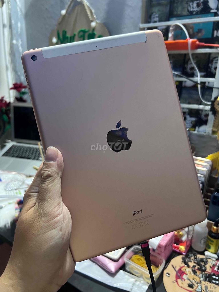 ipad gen 6 128 4g+wifi mvt QT sạch pin new giá rẻ