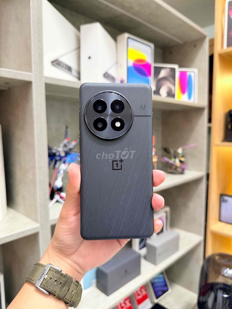 OnePlus 13 5G 256GB Đen Đẹp 99%. Mua bán Điện thoại tại Thành phố Thủ Đức Tp Hồ Chí Minh được đăng bởi ChungStore2 hình 1
