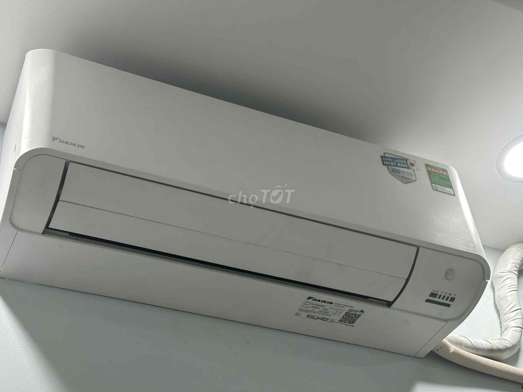 daikin 1.5hp FTKY35 mới lắp 2 tháng