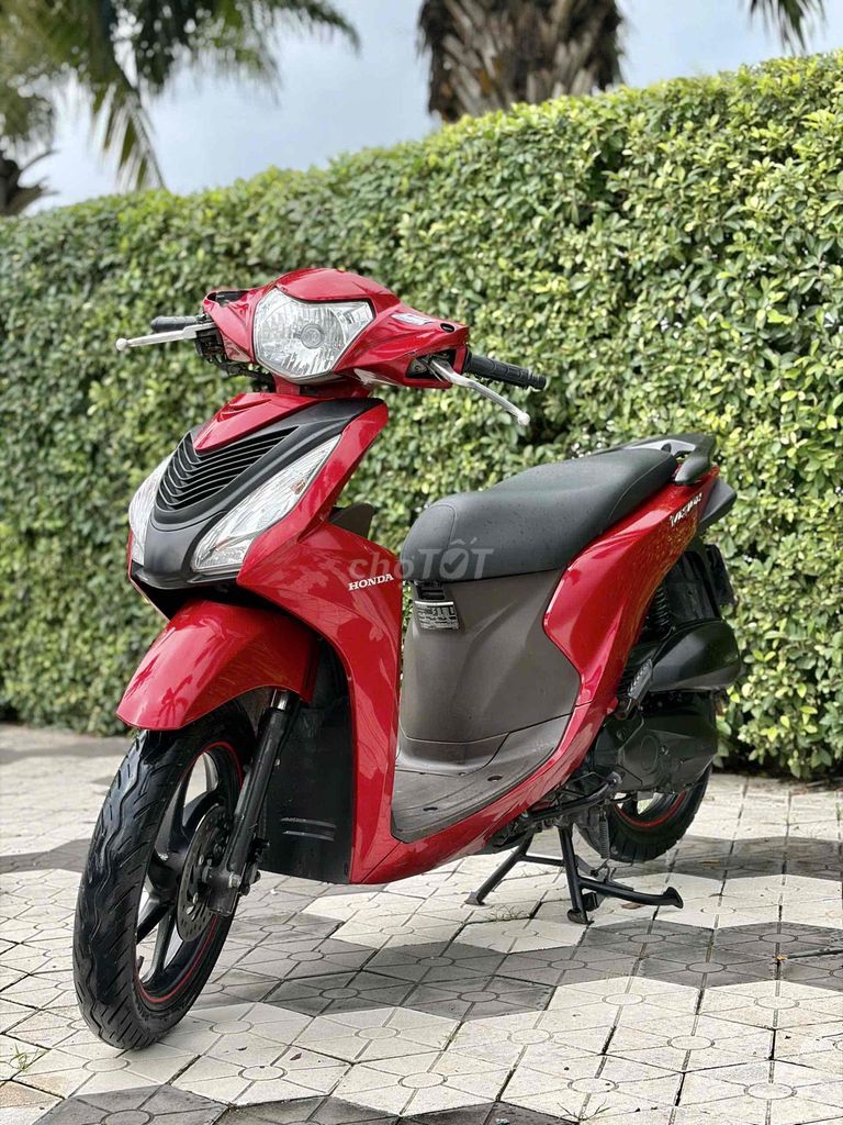 Honda Vision 2018 с оригинальным мотором и документами Хошимина