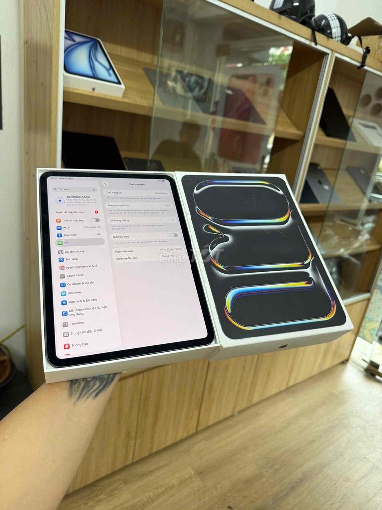 Apple iPad Pro M5 Wifi 11 inch 256GB 100% pin. Mua bán Máy tính bảng tại Quận Đống Đa Hà Nội được đăng bởi KT Hà Nội Mobile hình 1