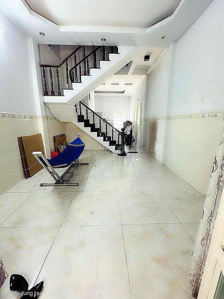 КРАСИВЫЙ ДОМ [4 x 12] 1 этаж, 2PN-2WC, улица Ле Ван Куой, Бинь Тан