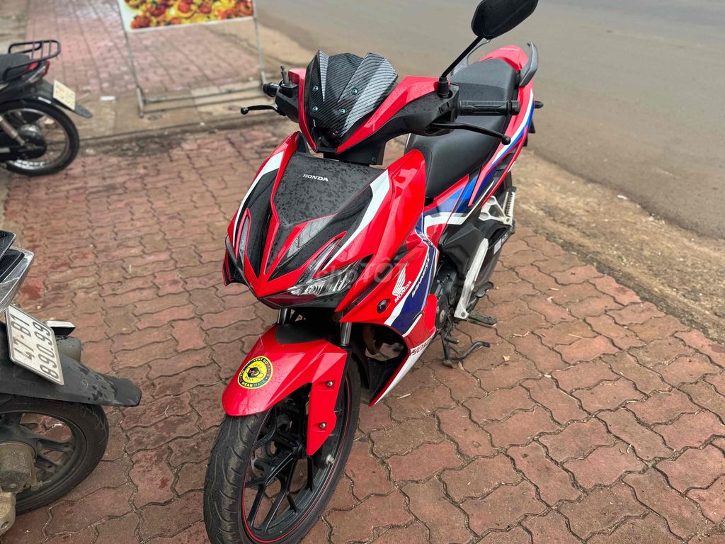 honda winer X ABS. Mua bán Xe máy tại Thành phố Buôn Ma Thuột Đắk Lắk được đăng bởi Nguyễn van Nam hình 3