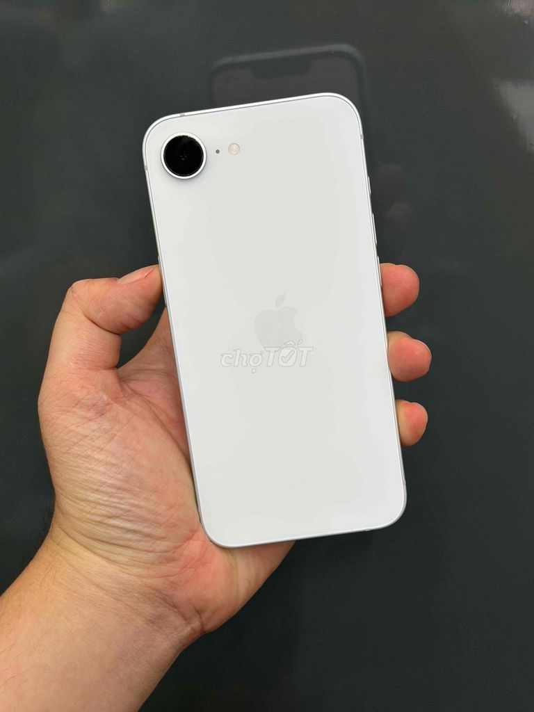 iPhone 16E 128GB Trắng Qte Pin 100 Chip A18 đẹp 99. Mua bán Điện thoại tại Quận Ninh Kiều Cần Thơ được đăng bởi Quý Mobile Cần thơ hình 1