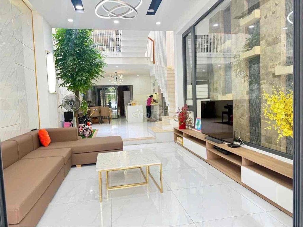Nhà 3 tầng sát cầu Hoà Xuân song song Nguyễn Phước Lan