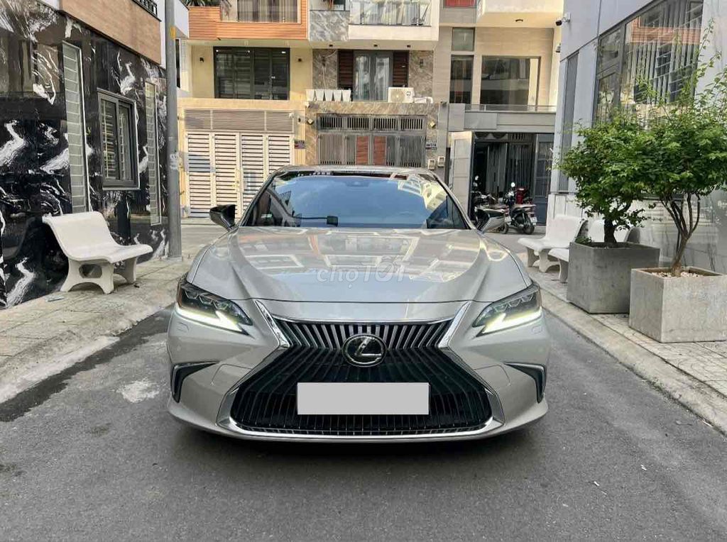 LEXUS ES 250 NHẬT BẢN MODEL 2020 ODO 30.000km