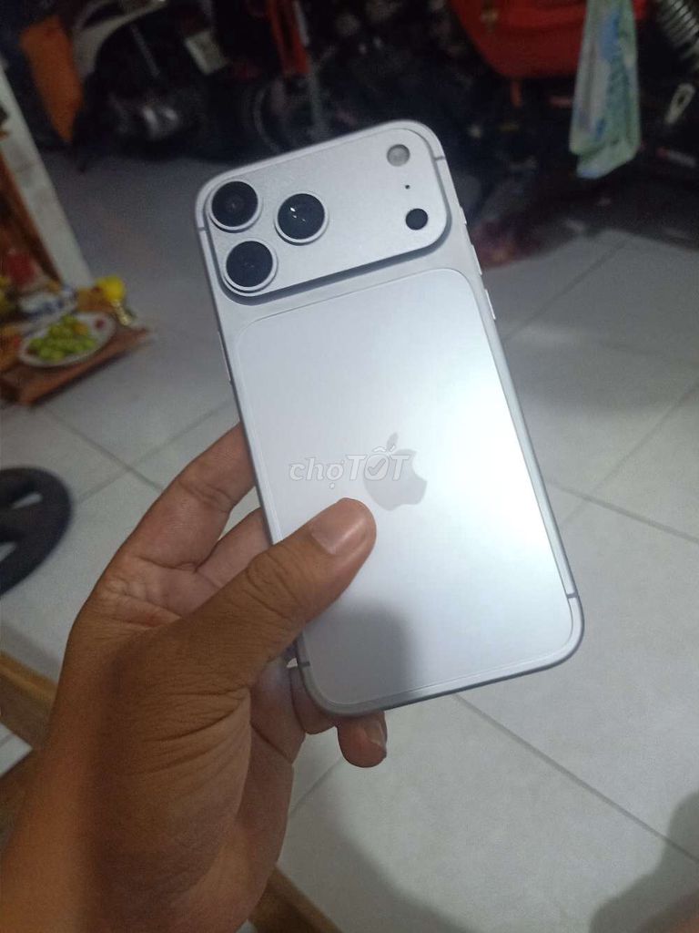 Apple iPhone 17 Pro Max 1TB Bạc 999. Mua bán Điện thoại tại Quận Ninh Kiều Cần Thơ được đăng bởi Hoàng Phạm hình 1
