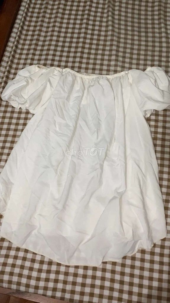 Áo kiểu nữ Trắng Thoáng mát Thanh lịch. Mua bán Quần áo tại Thành phố Cẩm Phả Quảng Ninh được đăng bởi Linh Kh hình 1