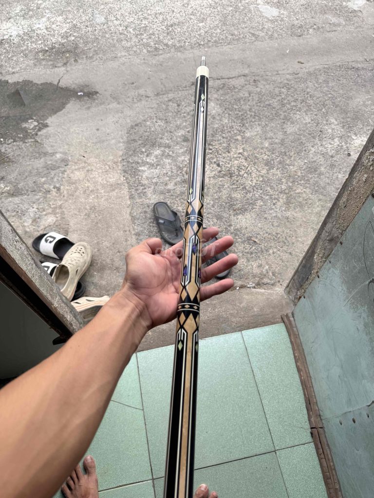 Gậy bi-a Longoni Gỗ. Mua bán Sở thích khác tại Thị xã Tân Uyên Bình Dương được đăng bởi Gà Rừng hình 1