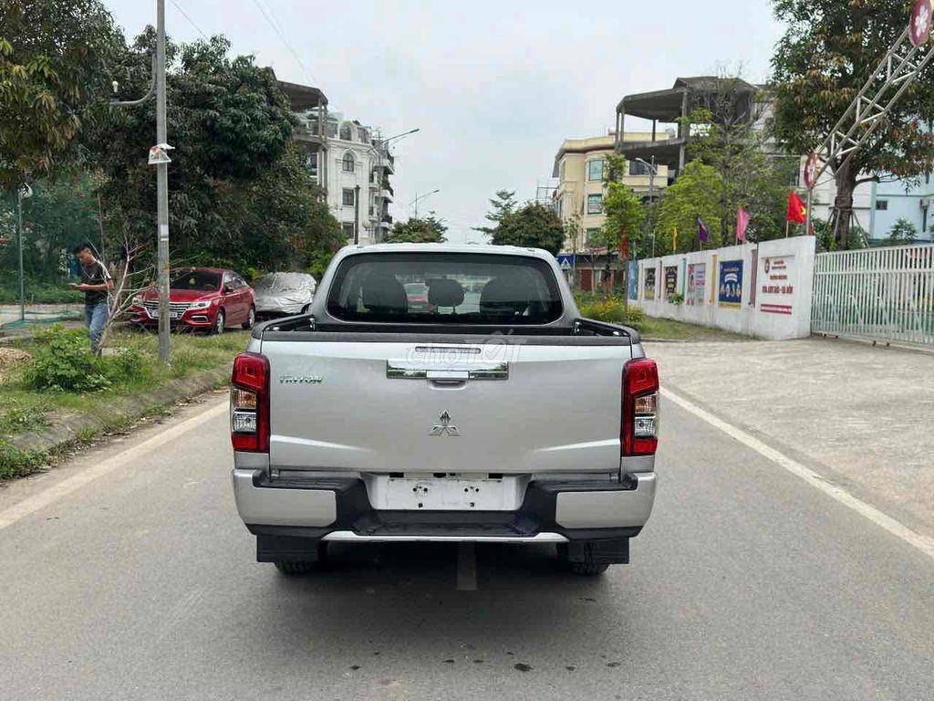 Mitsubishi Triton 2021 Một cầu Bạc. Mua bán Ô tô tại Quận Hà Đông Hà Nội được đăng bởi Hiệp Xoăn Hà Đông hình 7