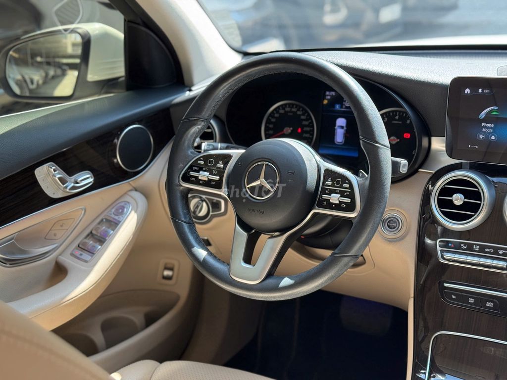 Mercedes Benz GLC200 2022 Siêu Mới. Mua bán Ô tô tại Quận Thanh Xuân Hà Nội được đăng bởi Nguyễn Tuấn Hoàng hình 16