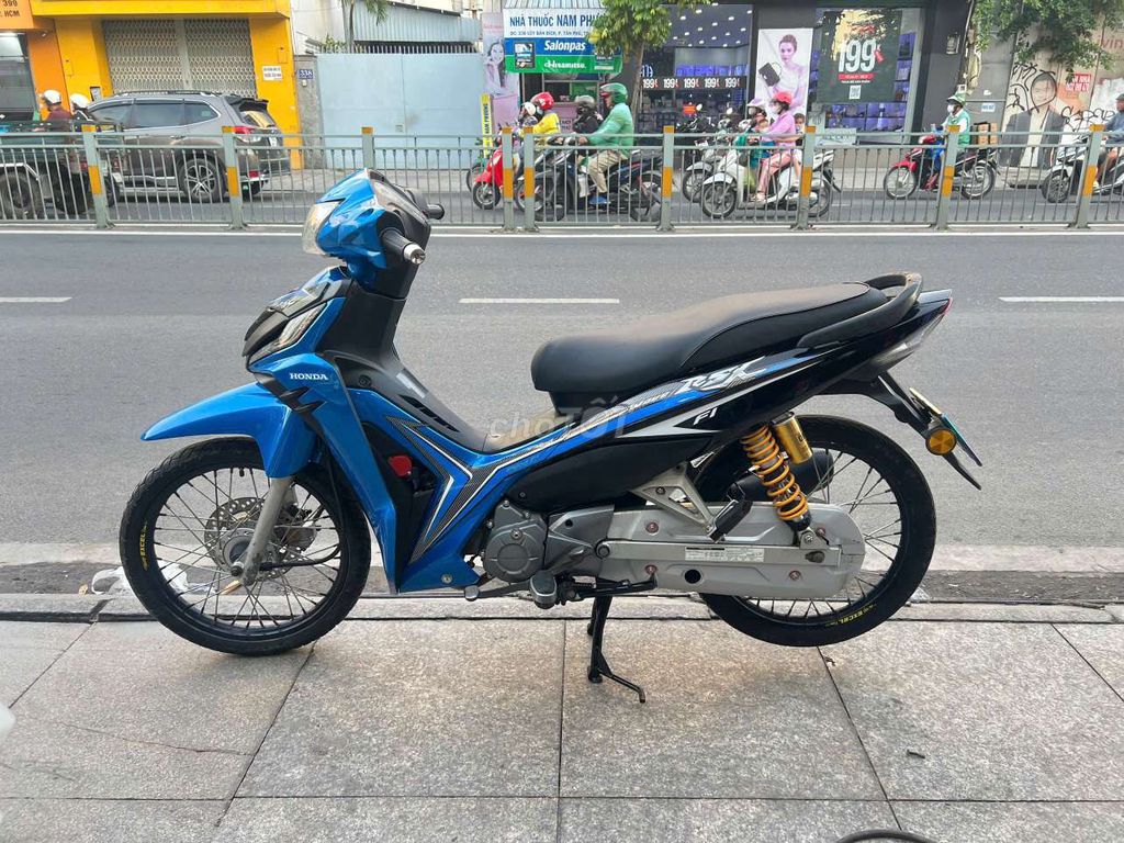 Honda wave RSX Fi 2018 mới 90% biển số thành phố. Mua bán Xe máy tại Quận Tân Phú Tp Hồ Chí Minh được đăng bởi Tuanduy hình 6