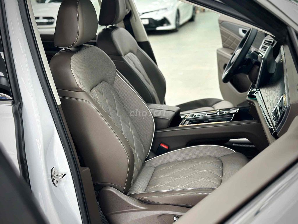 🚘 Volkswagen Viloran 2024 Luxury Siêu Lướt 9.000km. Mua bán Ô tô tại Thành phố Thủ Đức Tp Hồ Chí Minh được đăng bởi Tấn Lợi  hình 7