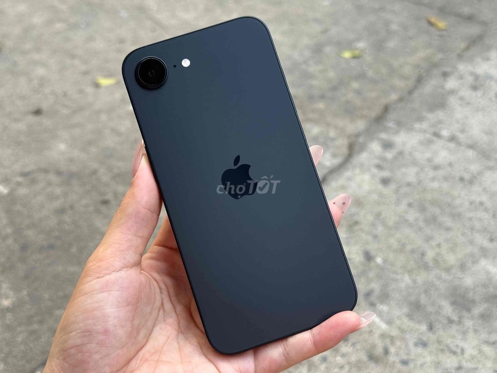 iPhone 16E Black 128Gb Quốc Tế Khe Sim Pin 100%. Mua bán Điện thoại tại Quận 5 Tp Hồ Chí Minh được đăng bởi Ánh Nguyệt hình 1