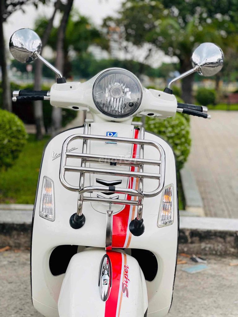 vespa GTS biển tp chính chủ