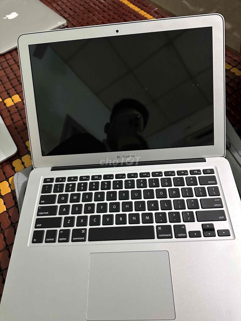 Apple Macbook Air 2017 Hỏng nguồn. Mua bán Laptop tại Huyện Tân Hưng Long An được đăng bởi PhongTV hình 1