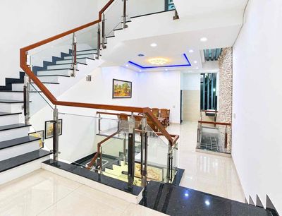 Аренда · KĐT Hòa Xuân mở rộng · 3 комн. · 100 м² · Quận Cẩm Lệ, ул. Hòa Xuân