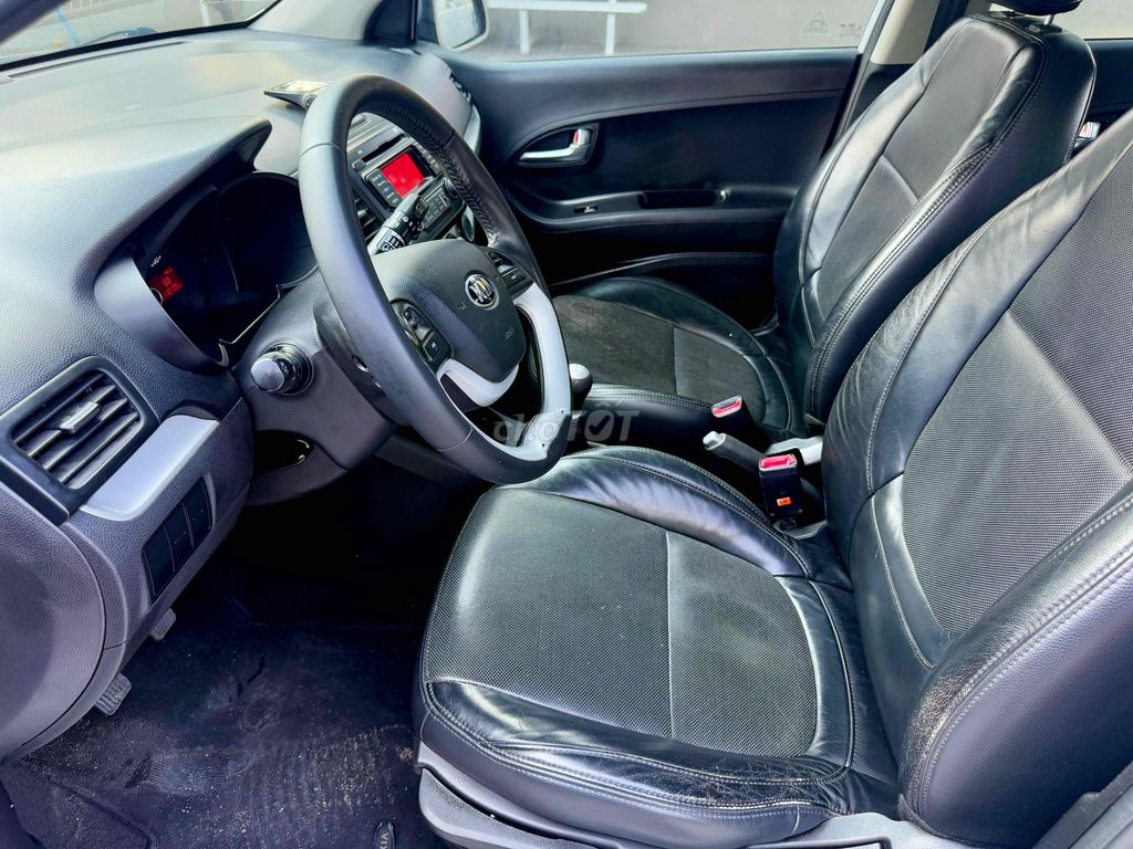 Kia Picanto 2014 S MT - 112000 km