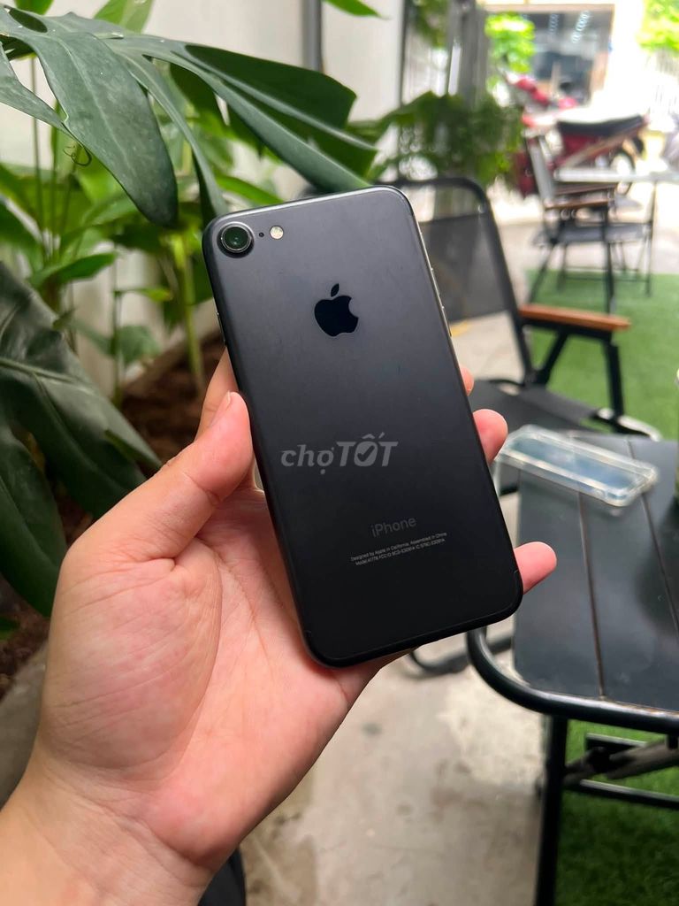 Apple iPhone 7 32GB Đen Like New. Mua bán Điện thoại tại Quận 12 Tp Hồ Chí Minh được đăng bởi Hội Đồ Điện Tử hình 1