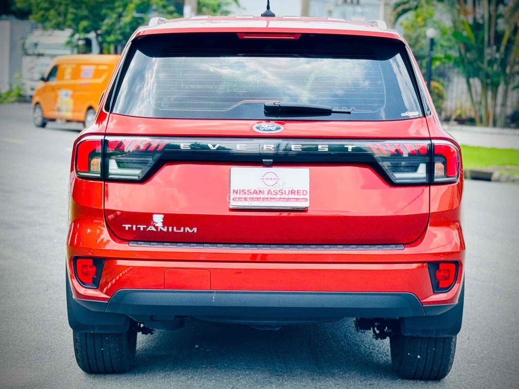 Ford Everest 2022 Titanium 2.0L 1 cầu- 48000 km. Mua bán Ô tô tại Quận Tân Phú Tp Hồ Chí Minh được đăng bởi Nissan Gia Thành  hình 14