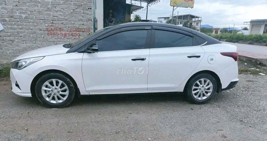 Hyundai Accent 2023 Trắng Số sàn. Mua bán Ô tô tại Quận Ngũ Hành Sơn Đà Nẵng được đăng bởi Van duc hình 1