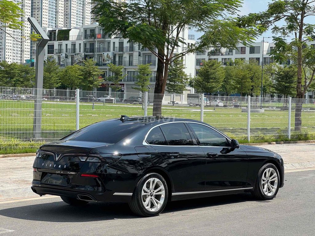 VinFast Lux A2.0 plus 2021 - 36000 km. Mua bán Ô tô tại Quận Thanh Xuân Hà Nội được đăng bởi Trần Quang Huy hình 3