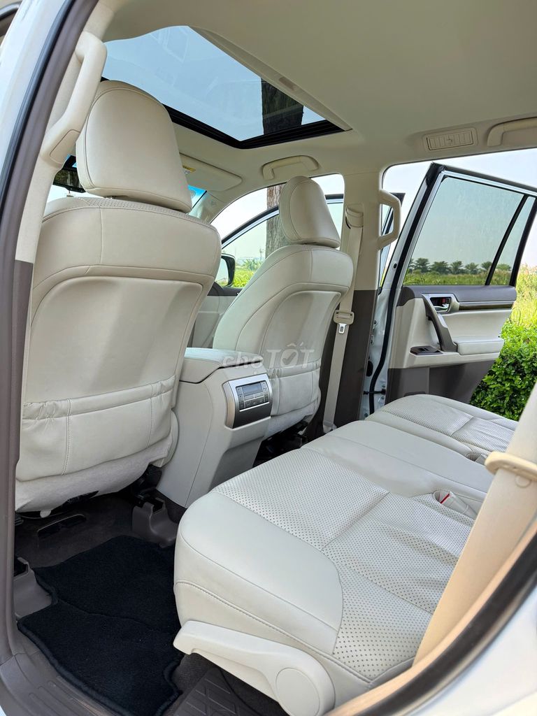 LEXUS GX460. Mua bán Ô tô tại Thành phố Thủ Đức Tp Hồ Chí Minh được đăng bởi Thành hình 17