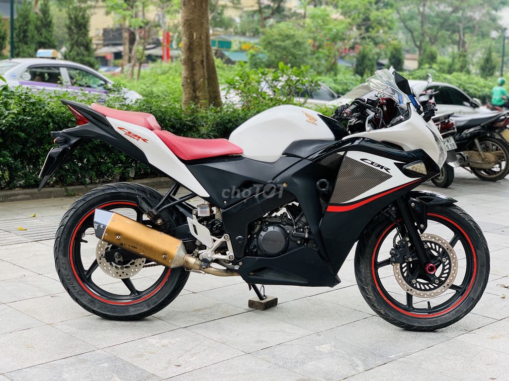 HONDA CBR 150 BẢN NHẬP THÁI MÁY ZIN BÔ NỔ CỰC BỐC. Mua bán Xe máy tại Quận Nam Từ Liêm Hà Nội được đăng bởi Hà Thanh hình 2