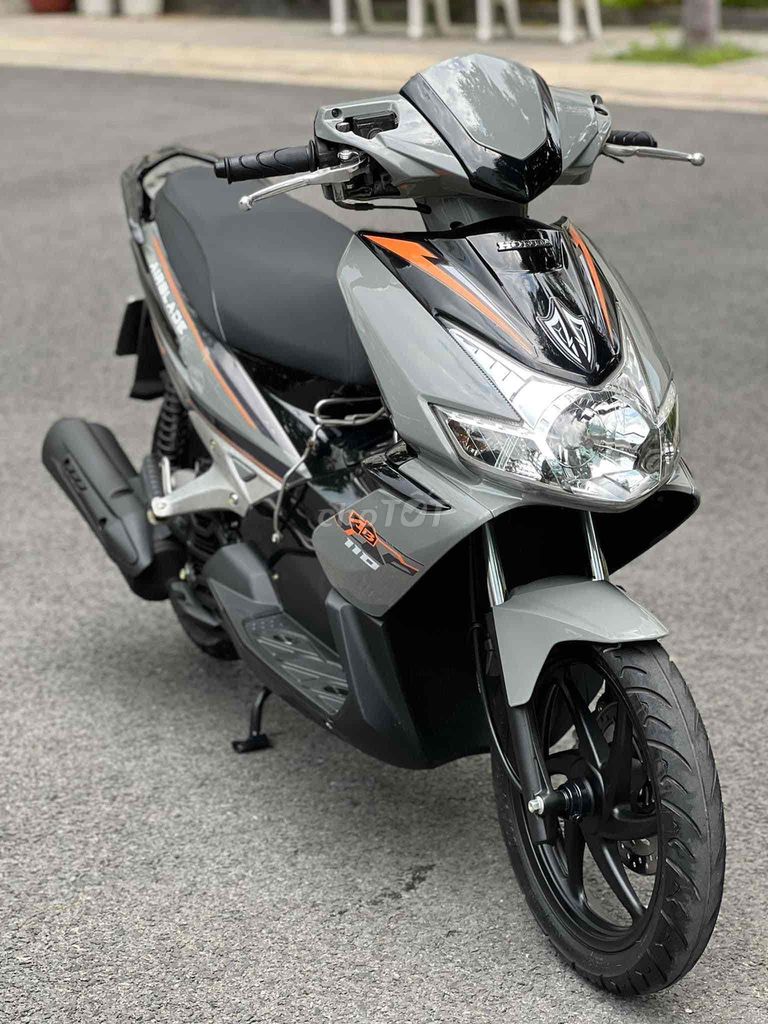 Honda Airblade chính chủ ko đi cần bán