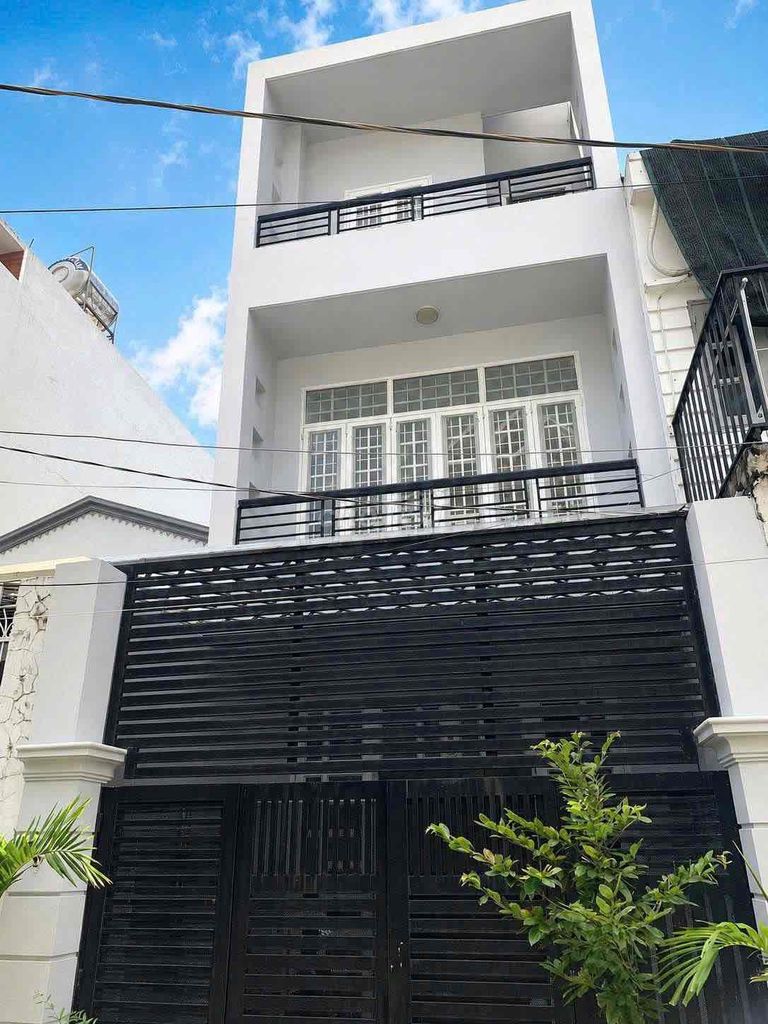 GẦN CHỢ - NHÀ THỜ TAM HÀ NHÀ 2 LẦU 6PN 3WC Ở GIA ĐÌNH+ VPCTY+ KD ONL