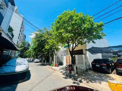 BÁN ĐẤT MT ĐƯỜNG 7M5 DT 75M SÁT LOSEBY