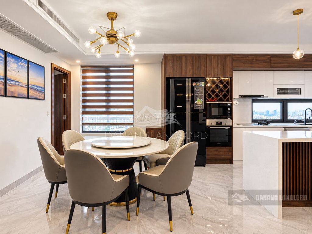 180 m² penthouse with pool access near the Dragon Bridge — photo 8