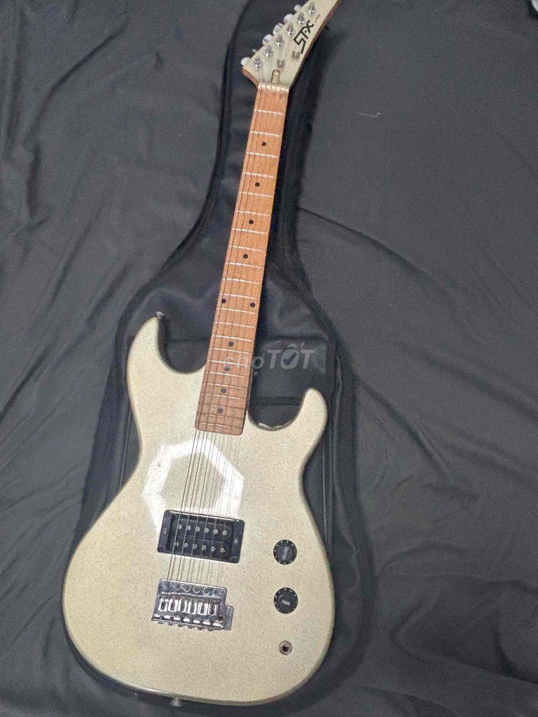 Guitar điện STX Vàng nhạt cho người mới bắt đầu. Mua bán Nhạc cụ tại Huyện Hòa Thành Tây Ninh được đăng bởi Dương Nam hình 1