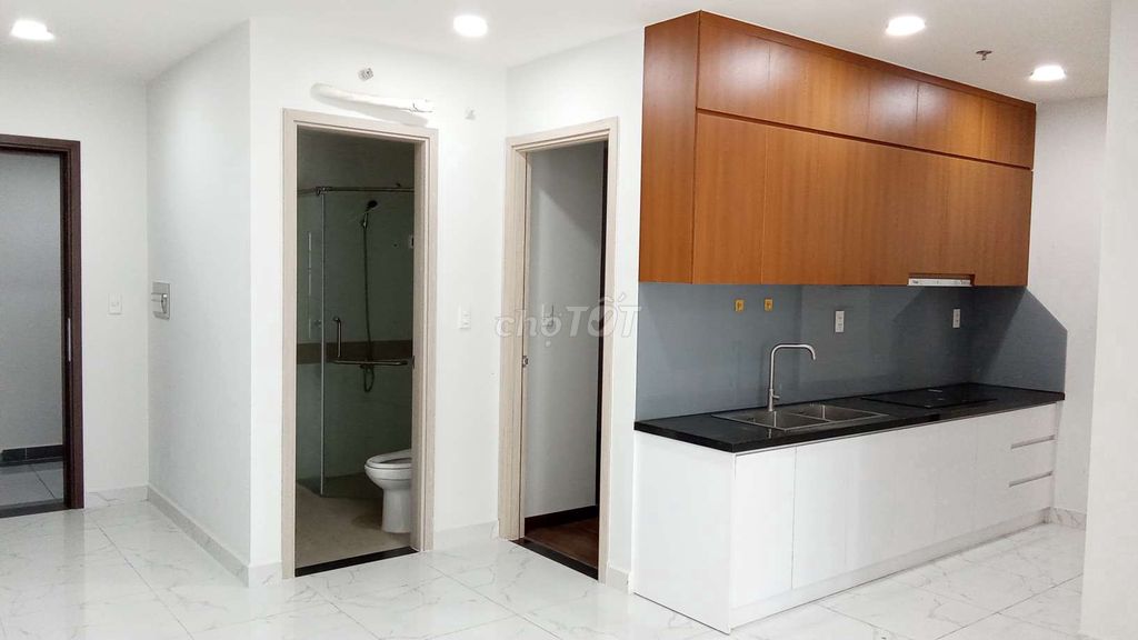 (Hàng hiếm) Căn hộ 2PN2WC 70m2 mới, có máy lạnh, tầng thấp ruby