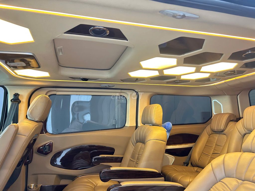 Ford Tourneo Titanium 2021 Độ Full Limousine. Mua bán Ô tô tại Quận 7 Tp Hồ Chí Minh được đăng bởi Tuấn Sài Gòn Car Auto hình 14