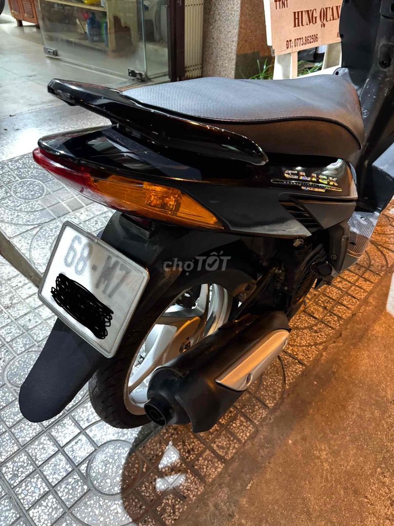 CLICK BIỂN 68 MÁY ÊM ZIN CHẠY NHẸ , Giá Vài Triệu. Mua bán Xe máy tại Thành phố Rạch Giá Kiên Giang được đăng bởi Ngọc Tài hình 2